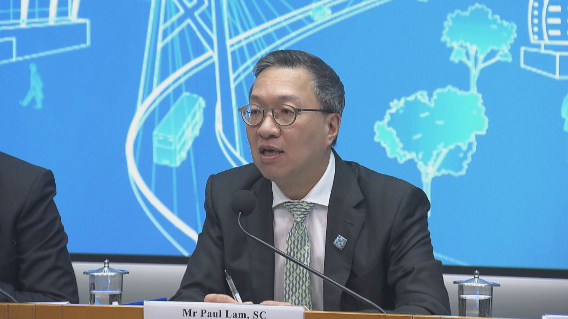 施政報告｜林定國：會就香港實際情況制定兒童使用社交媒體法規