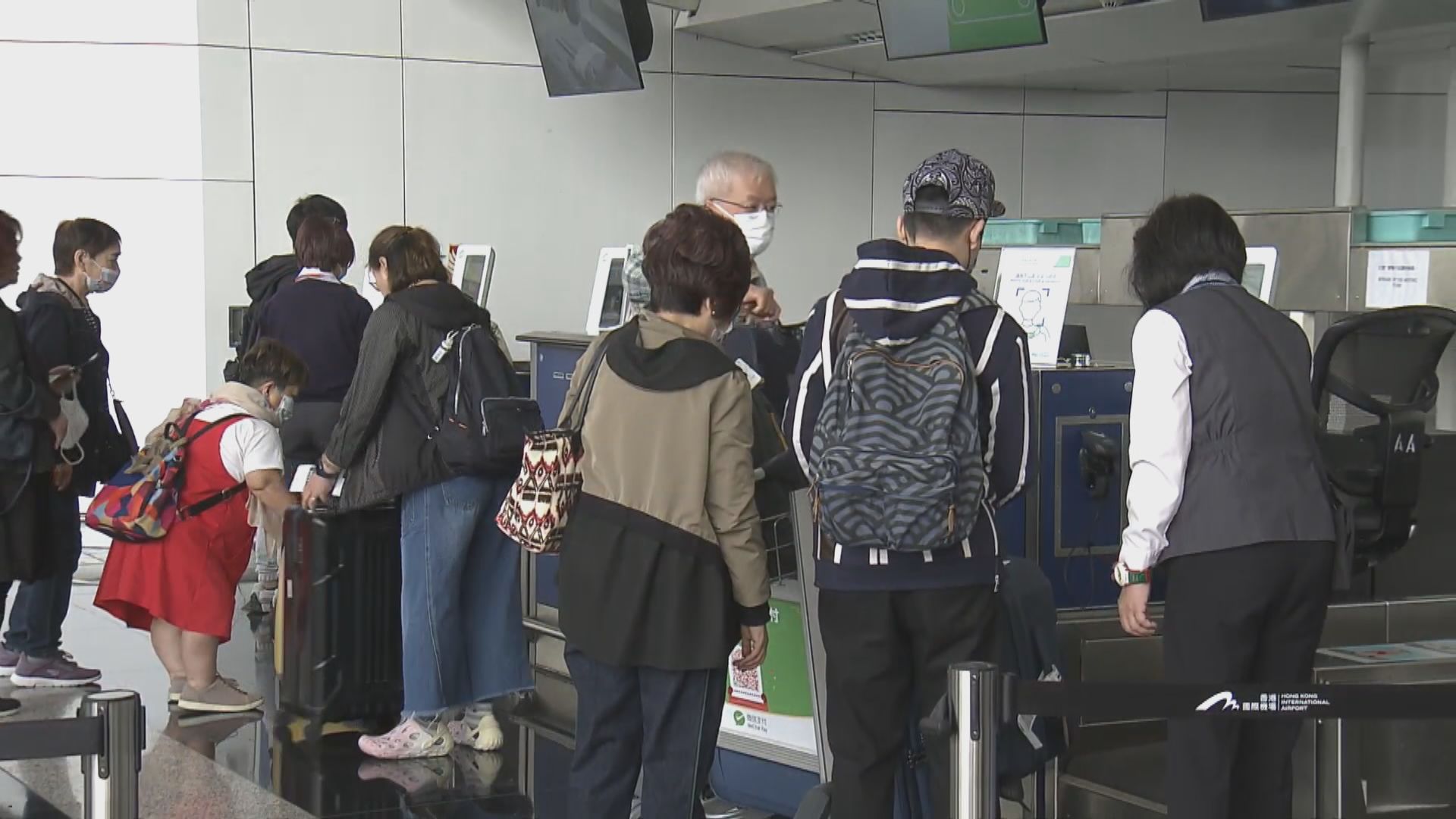 機場登機手續系統早上一度故障　多班航班延遲起飛