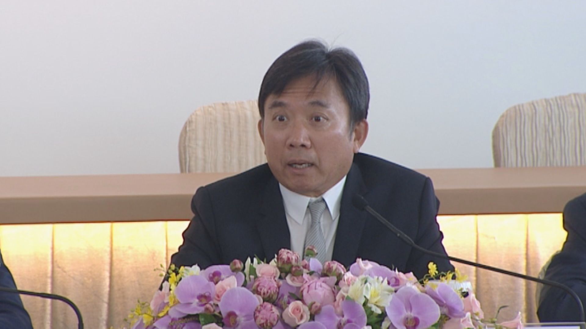 陳國強辭任電視廣播董事局主席及非執董