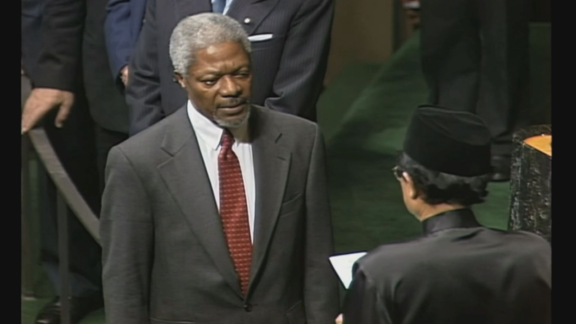 加納周一起全國哀悼安南一星期