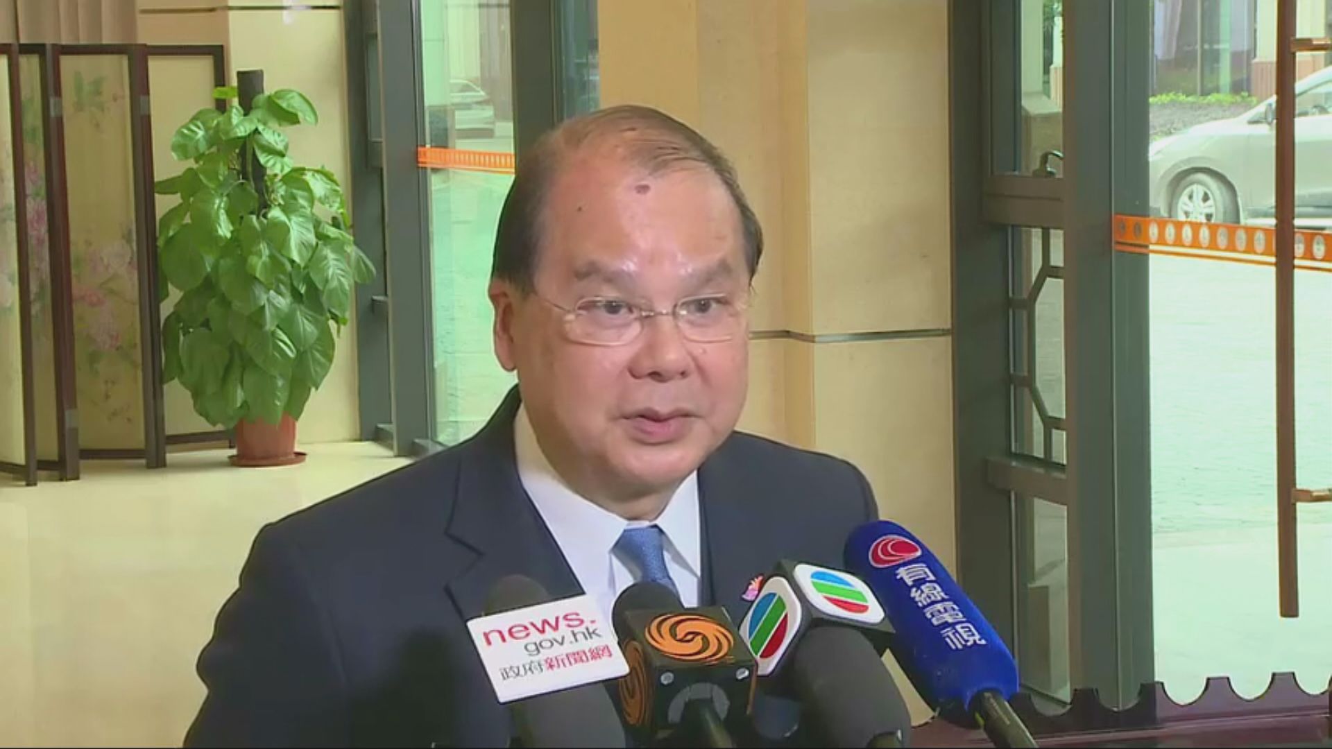 張建宗：議員宣誓前奏唱國歌不存在政治施壓