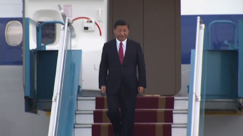 習近平抵越南峴港林鄭月娥接機