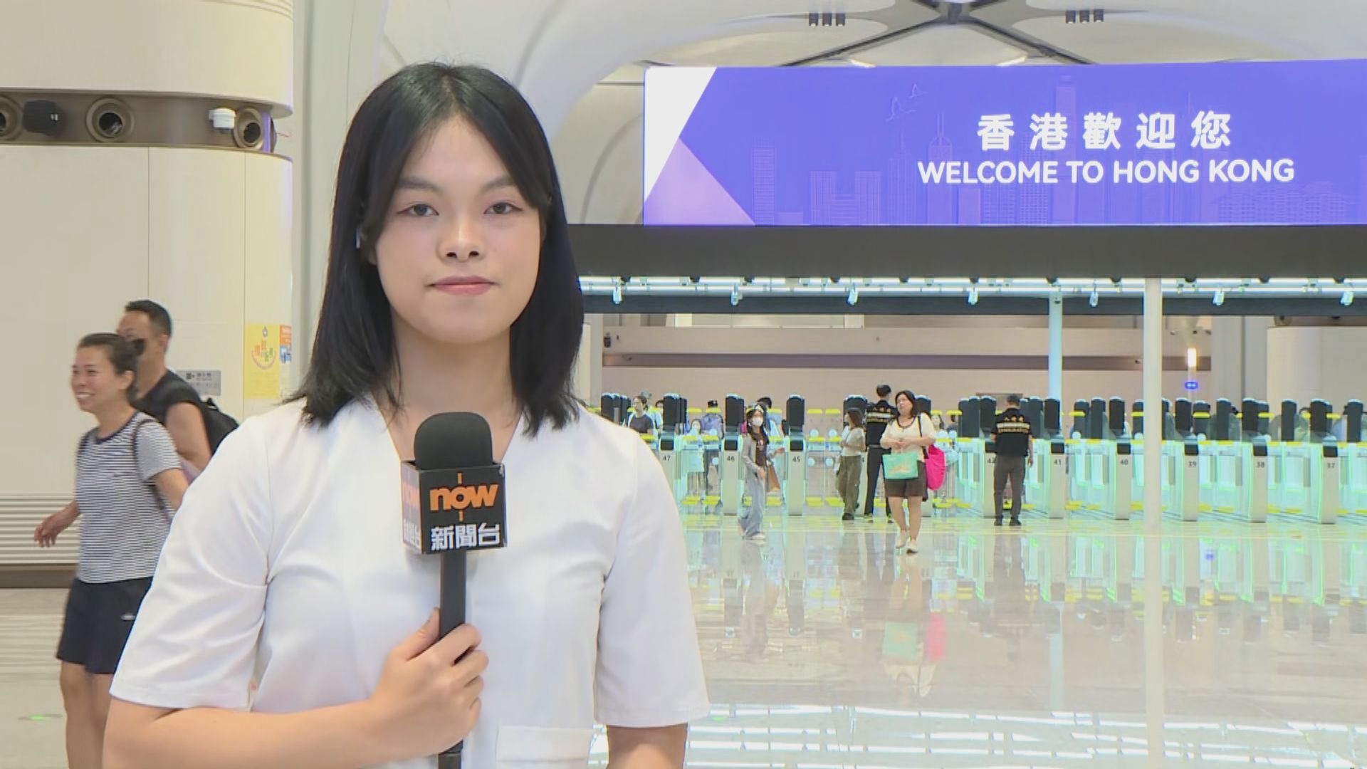 新皇崗口岸直擊｜回港人流不多　過關大致暢順　入境處建議市民提早計劃行程