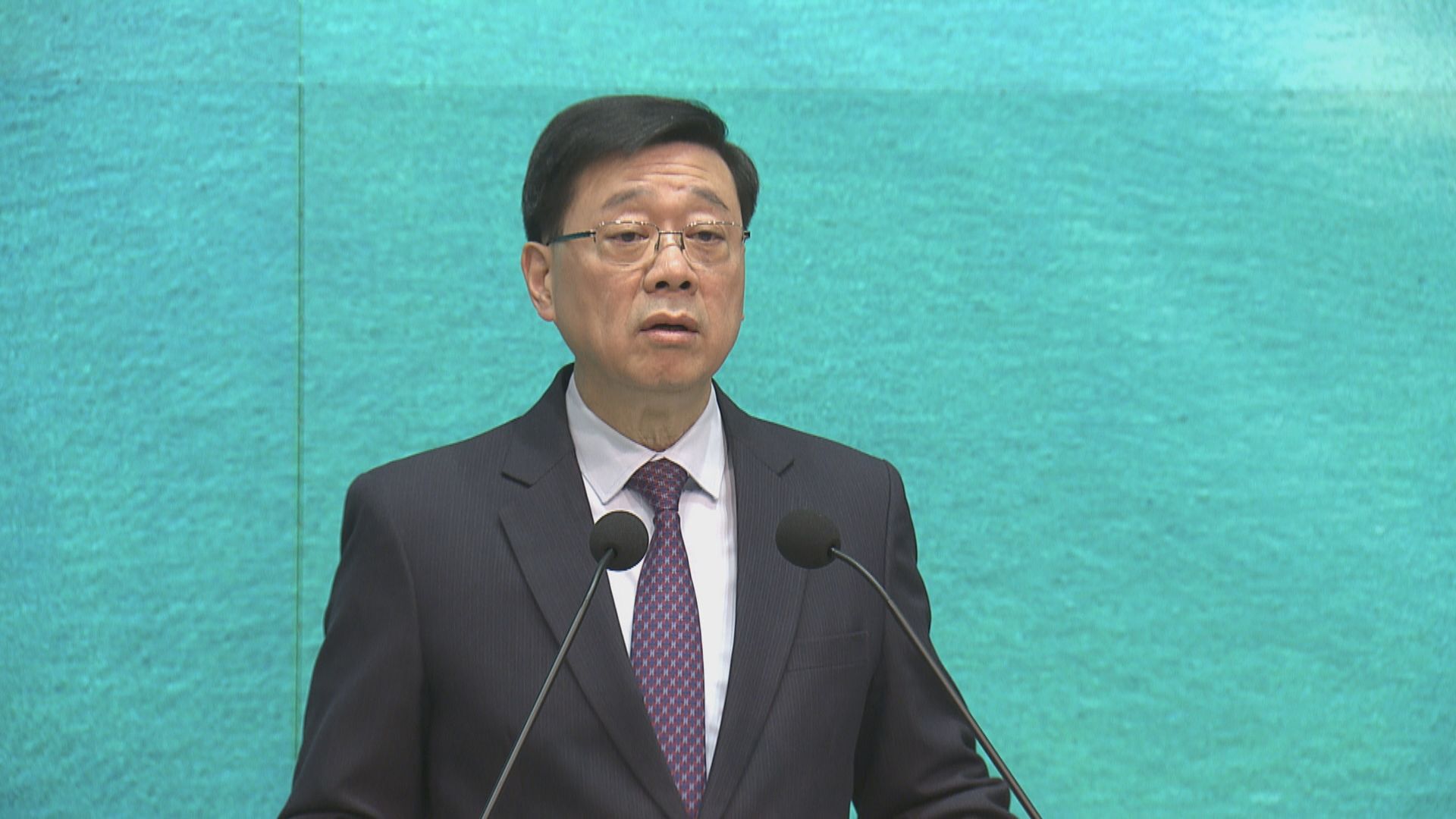 【足本全片(三)】李家超行會前見記者：營救港人/鍾庭耀被帶走調查