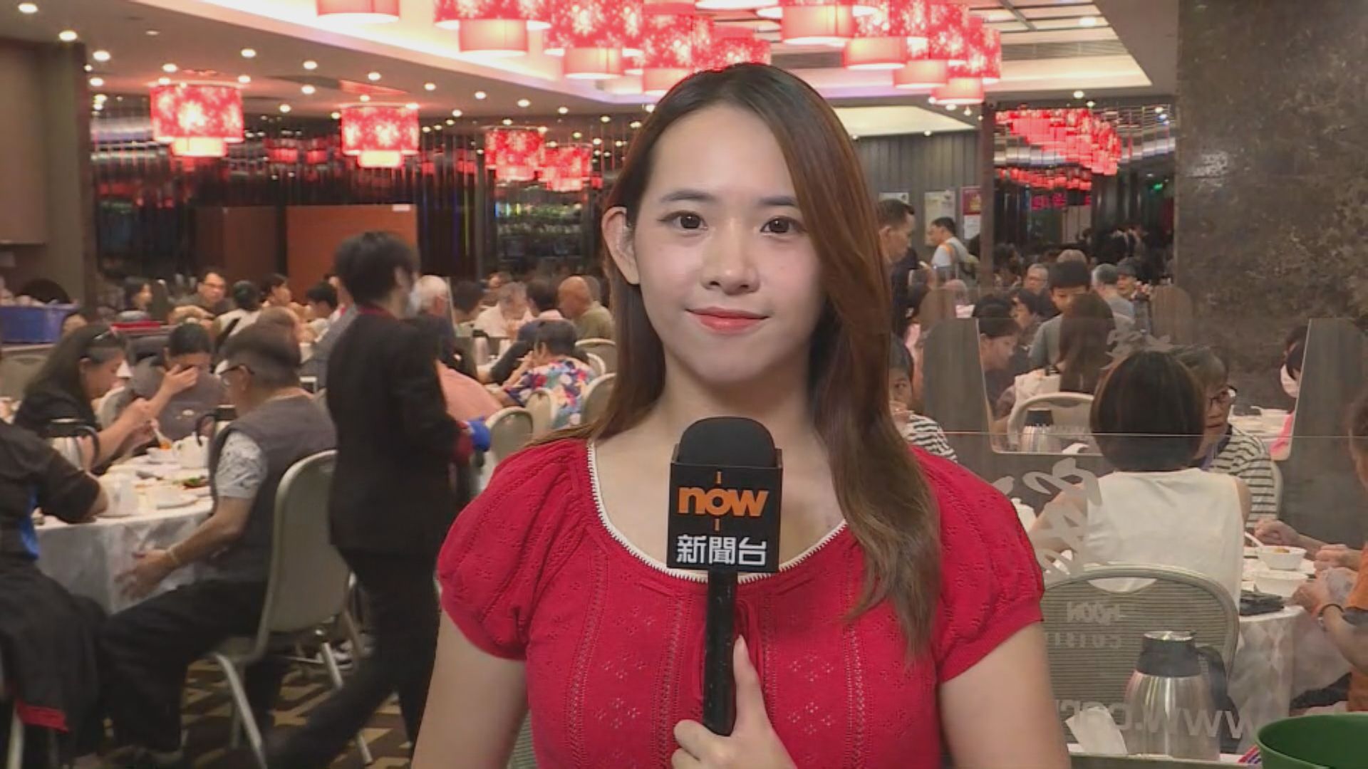 酒樓直擊｜座無虛席食客要等逾20分鐘才有枱　優惠下「嗌多幾籠點心」