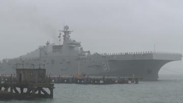 【原片】解放軍海南艦及長沙艦編隊抵港