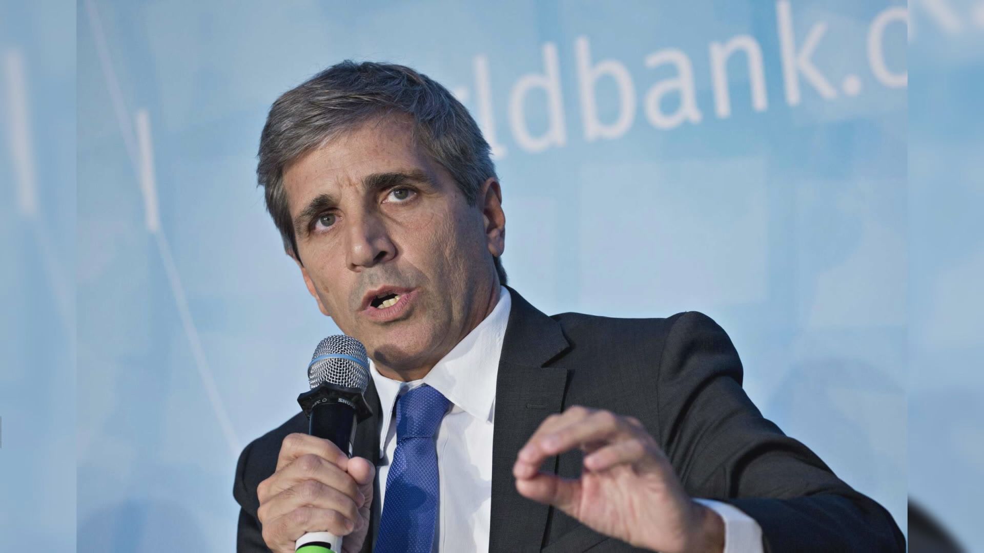 阿根廷央行行長請辭　比索下挫逾5%