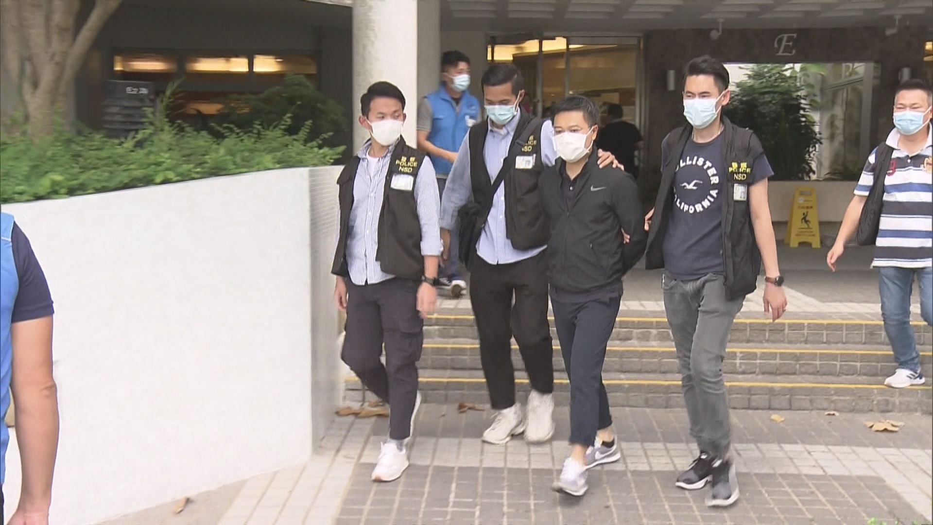 消息：警方將引用國安法權要求蘋果日報移除涉案文章