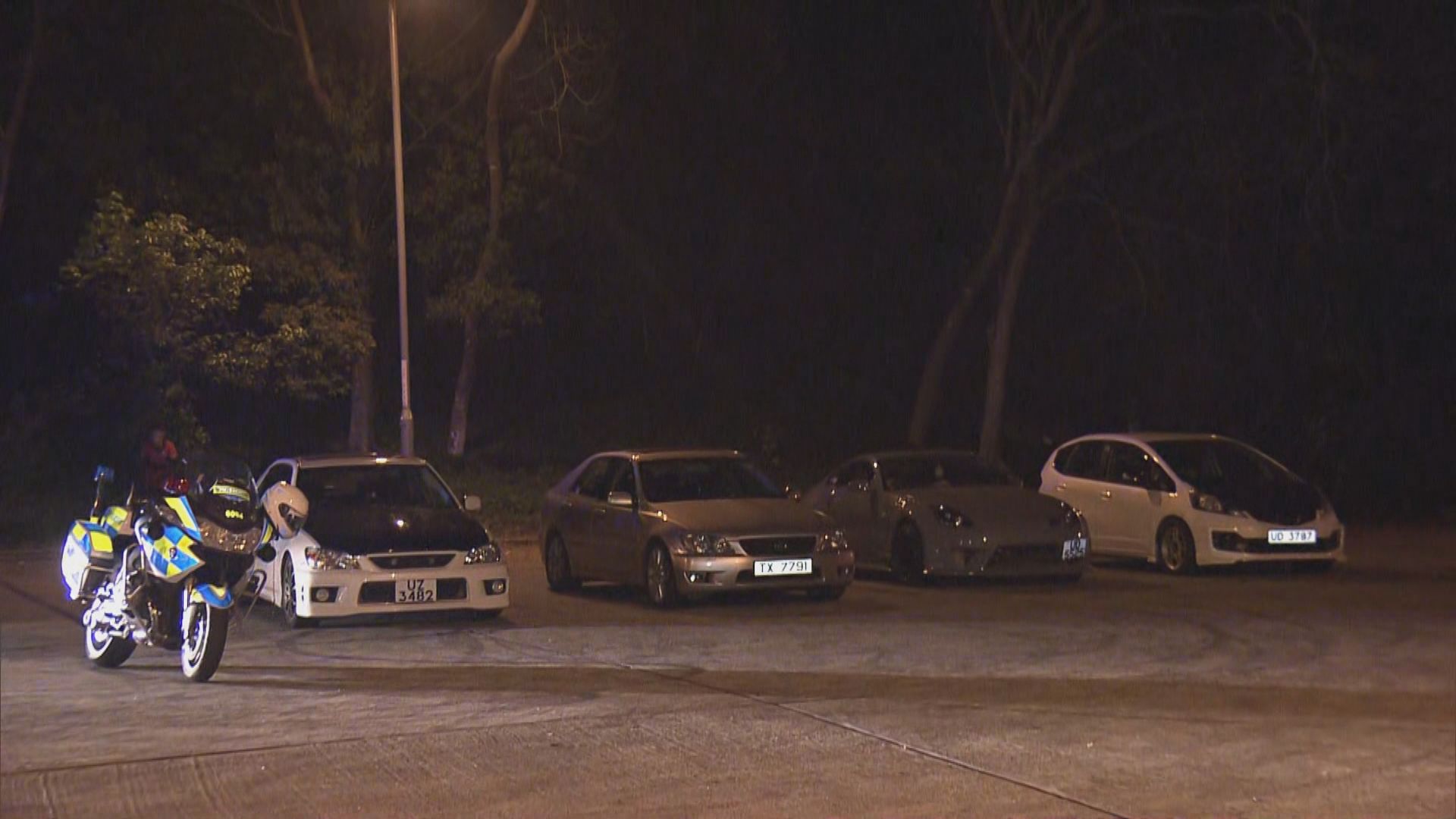 警元朗打擊危駕飄移行動拘三漢扣四車