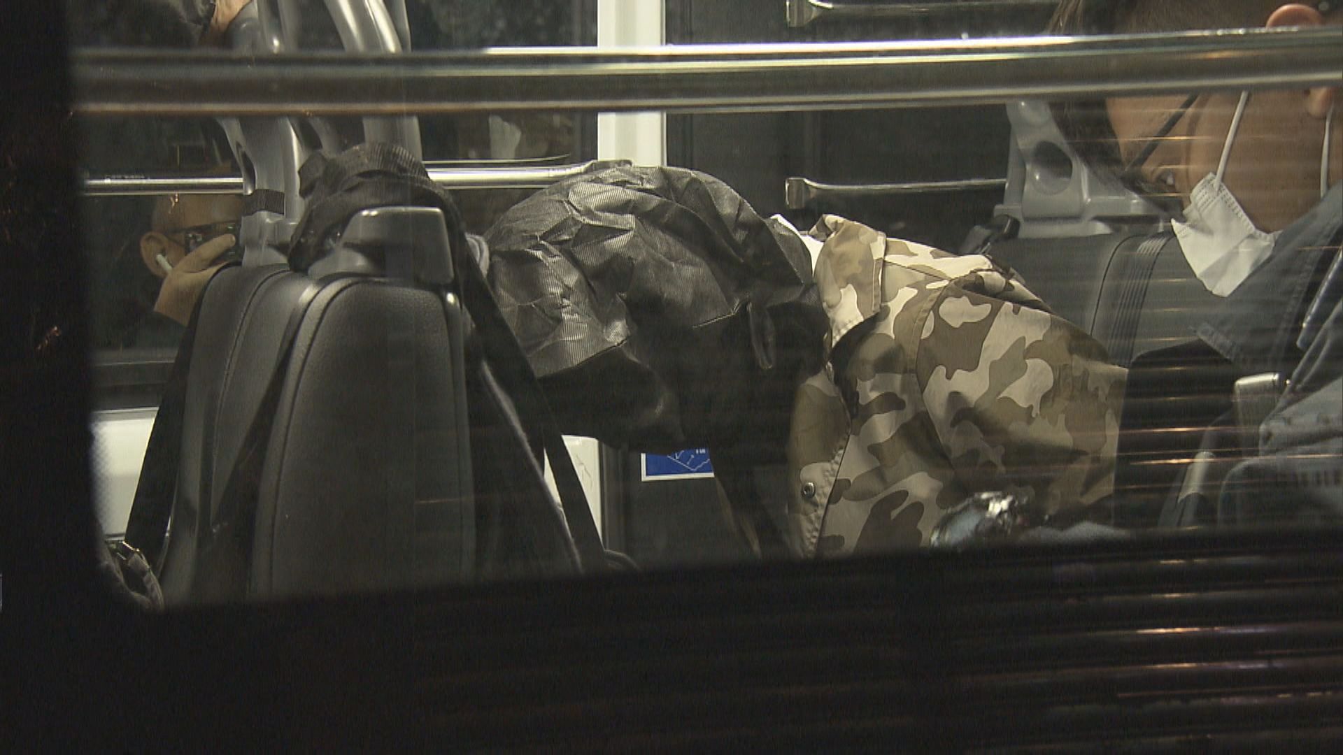 警路障截私家車拘司機涉藏毒