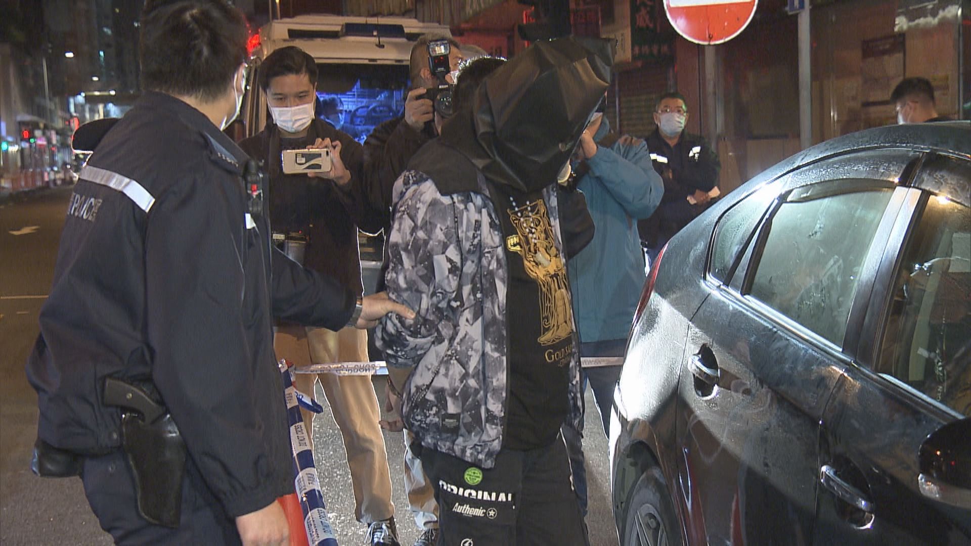 警深水埗查可疑車檢毒品拘一漢