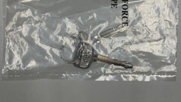 40歲男子被捕 涉30宗的士盜竊案