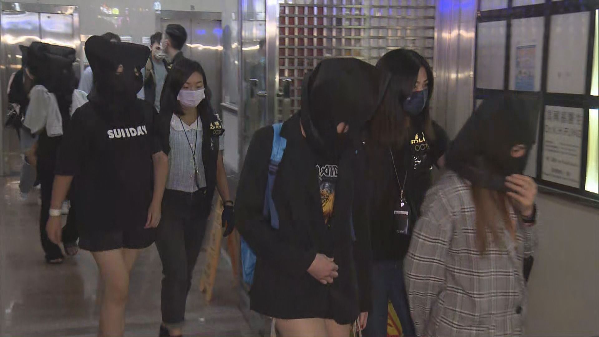 警方搗破跨境賣淫集團　拘捕32人