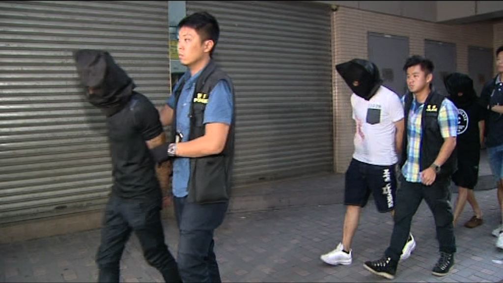 警方土瓜灣破爆竊集團拘五男女