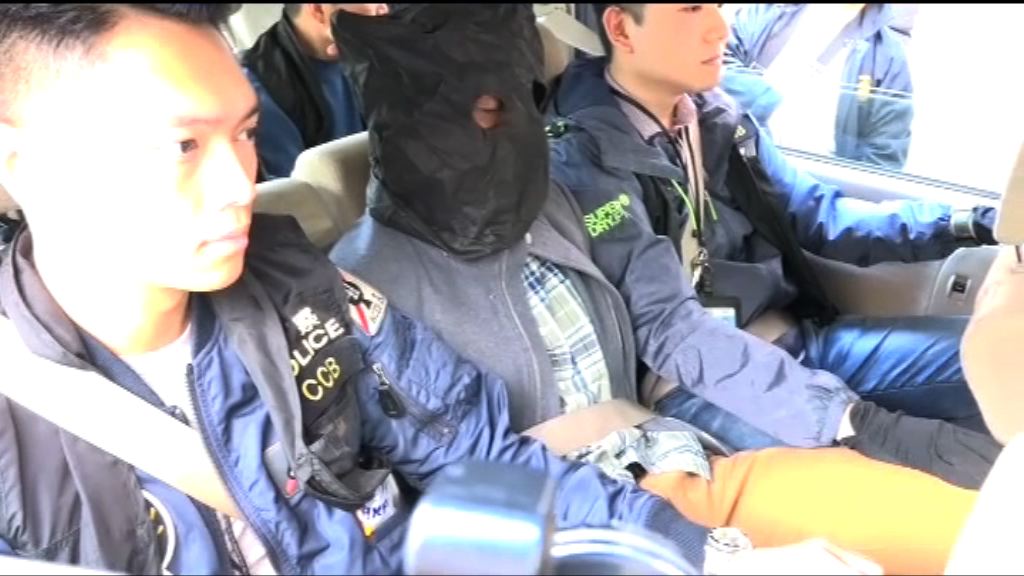 警方在沙田拘假卡集團男主腦