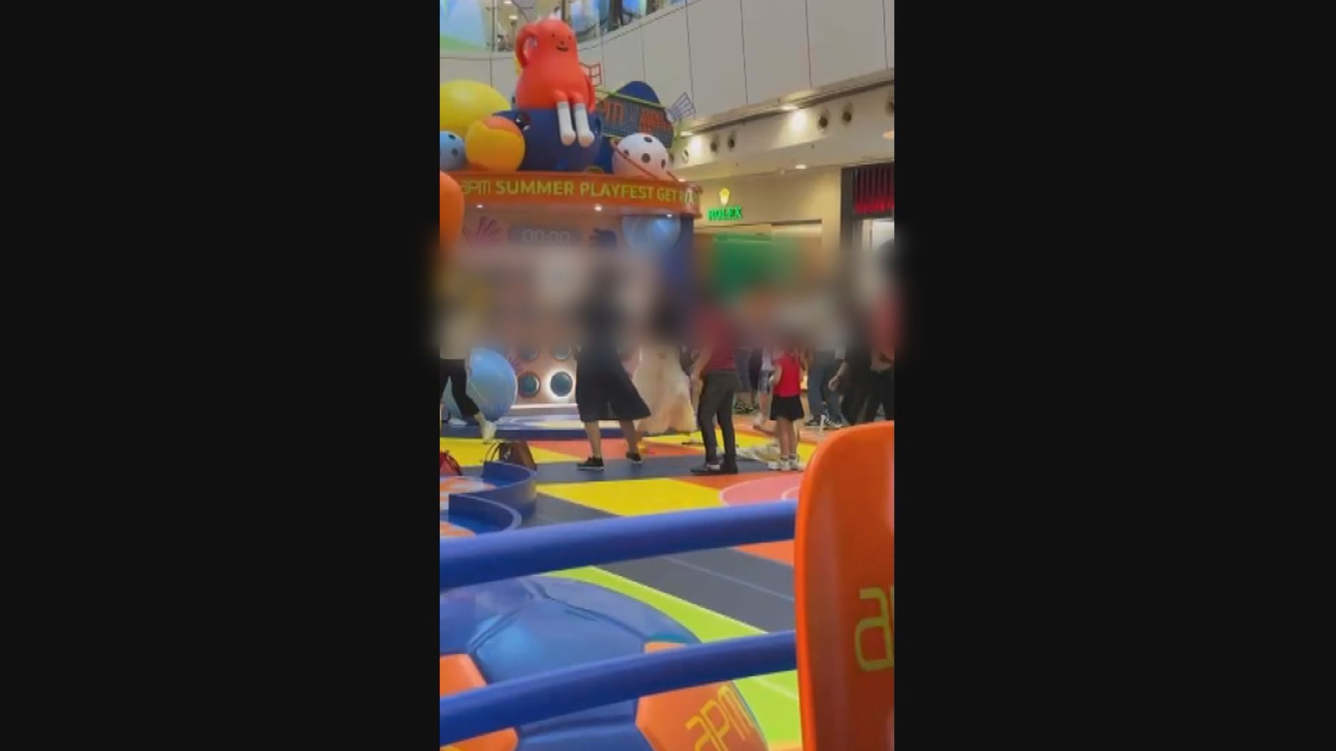 apm女童被掌摑　三女子涉公眾地方打鬥被捕　一女子加控普通襲擊