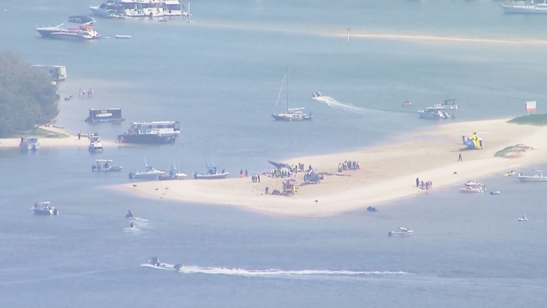 澳洲黃金海岸兩架直升機相撞四死九傷