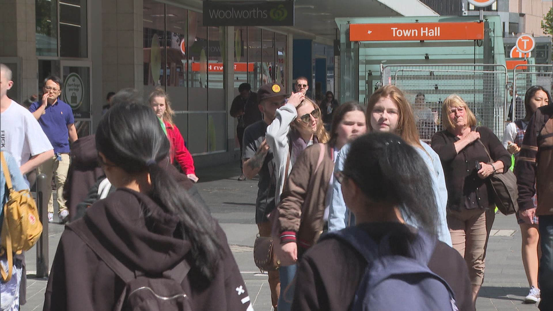 澳洲延長部分簽證至五年助港人永久居留