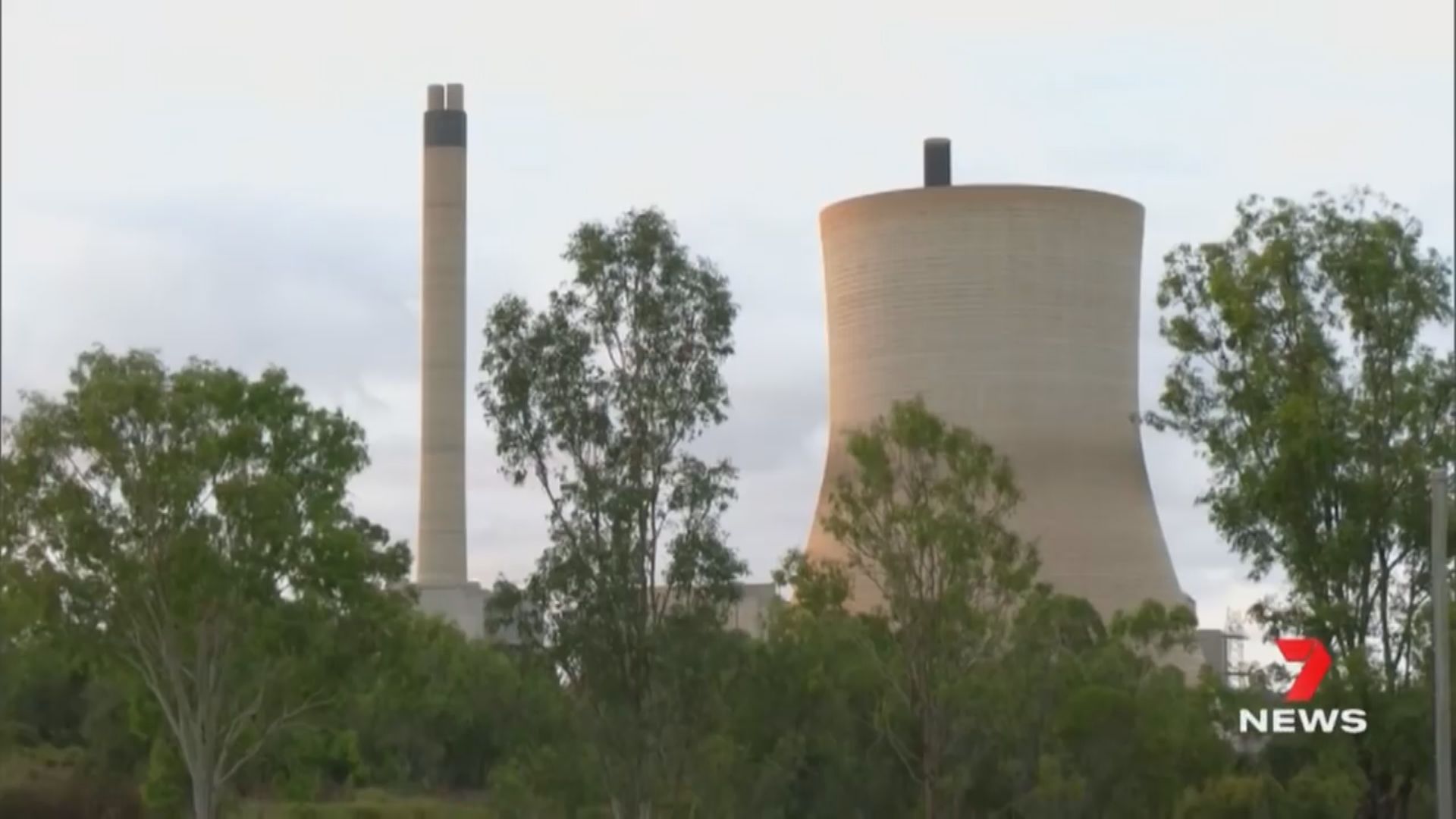 澳洲昆士蘭發電廠火警　近50萬戶一度停電