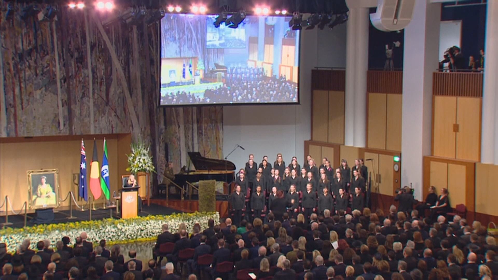 澳洲為已故英女王舉行國家悼念儀式　有民眾示威反對君主制