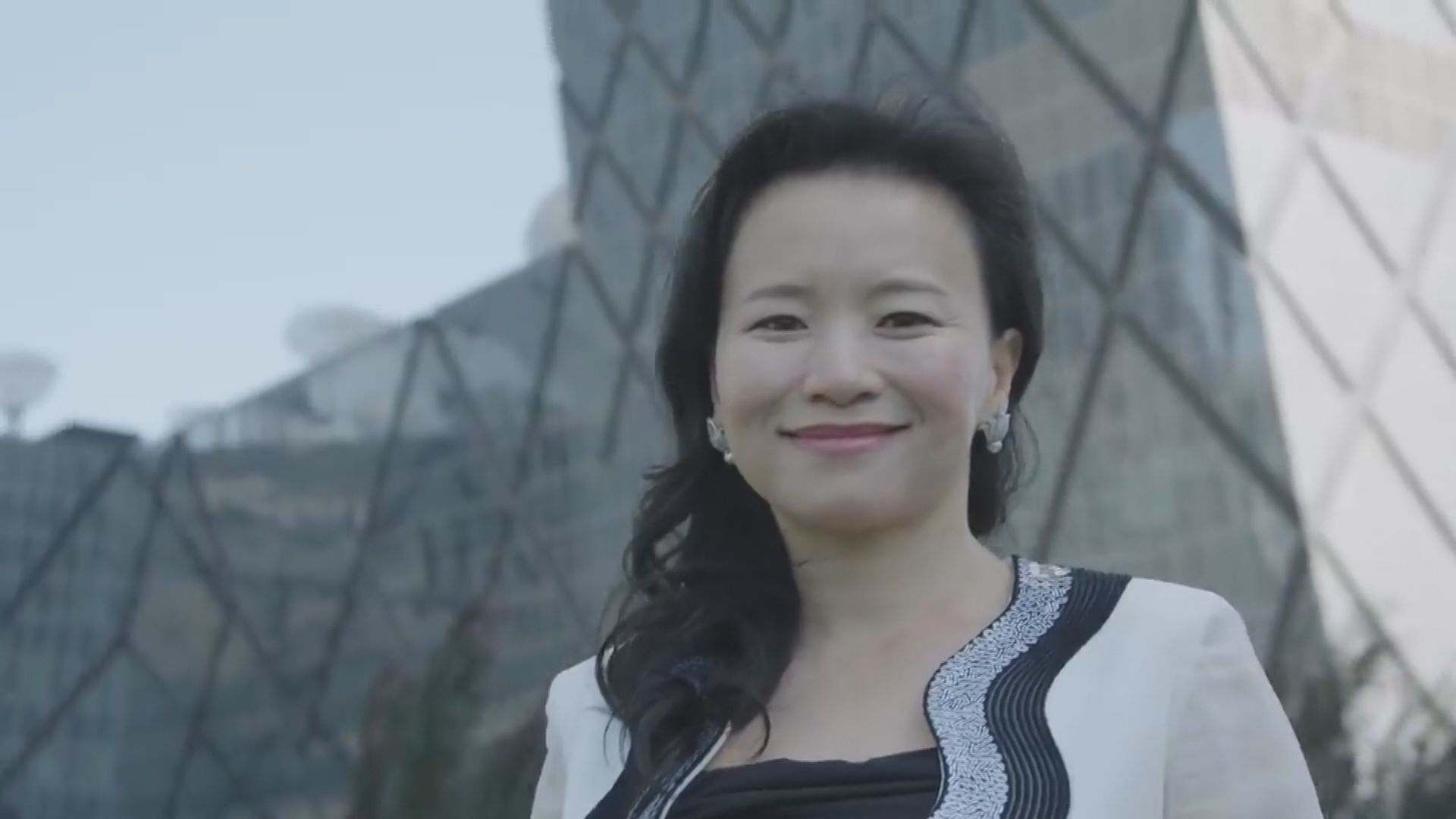 在內地被扣押三年 澳洲籍華裔記者成蕾獲釋回國