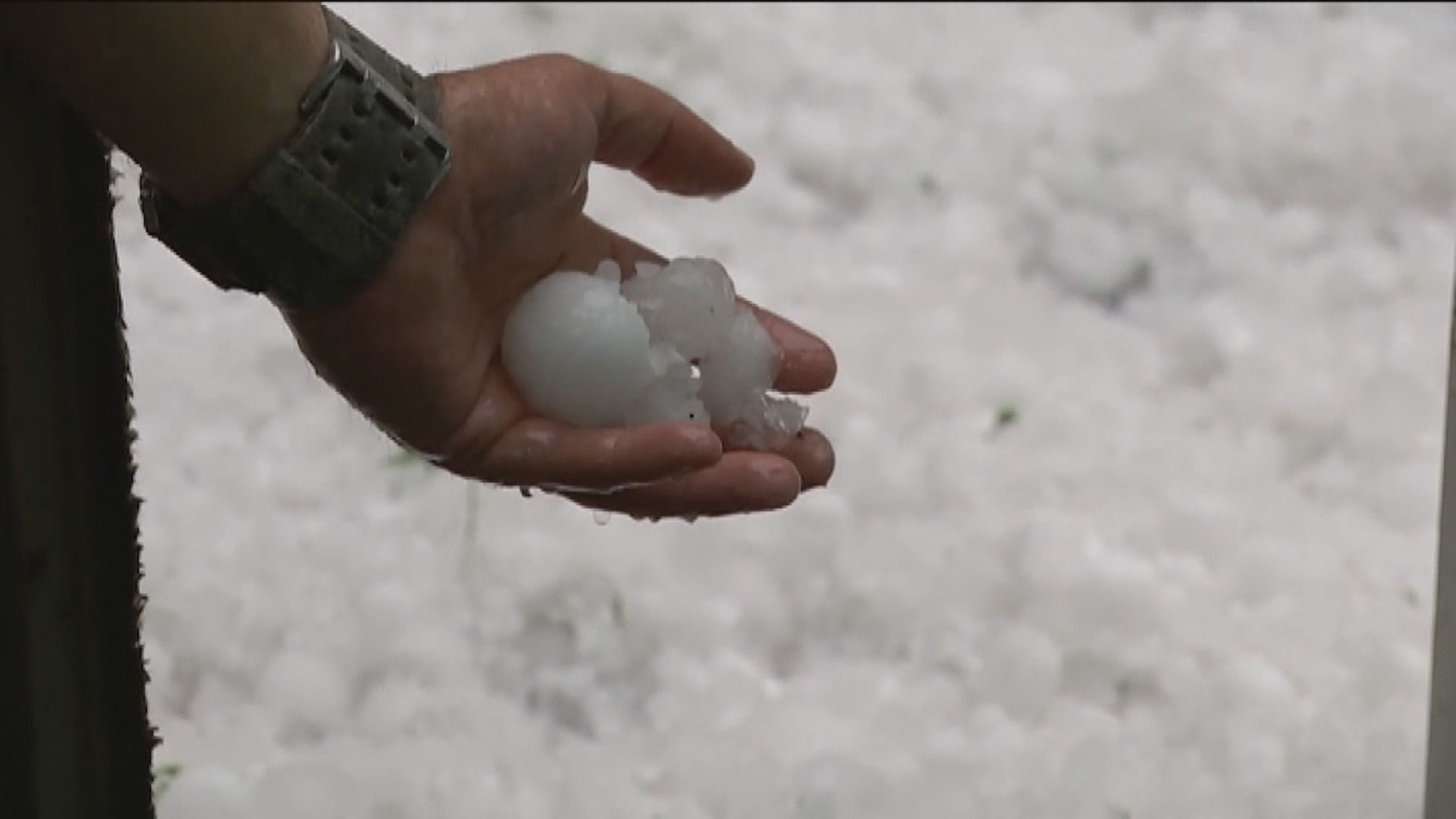 澳洲受冰雹和沙塵暴等惡劣天氣侵襲