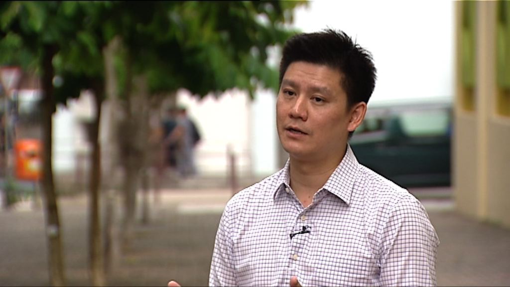 譚文豪：澳洲屬港人學駕飛機熱點