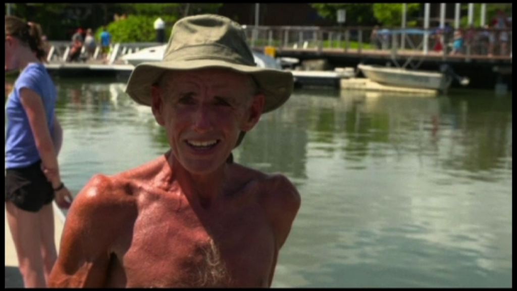 英冒險家由美國划艇至澳洲