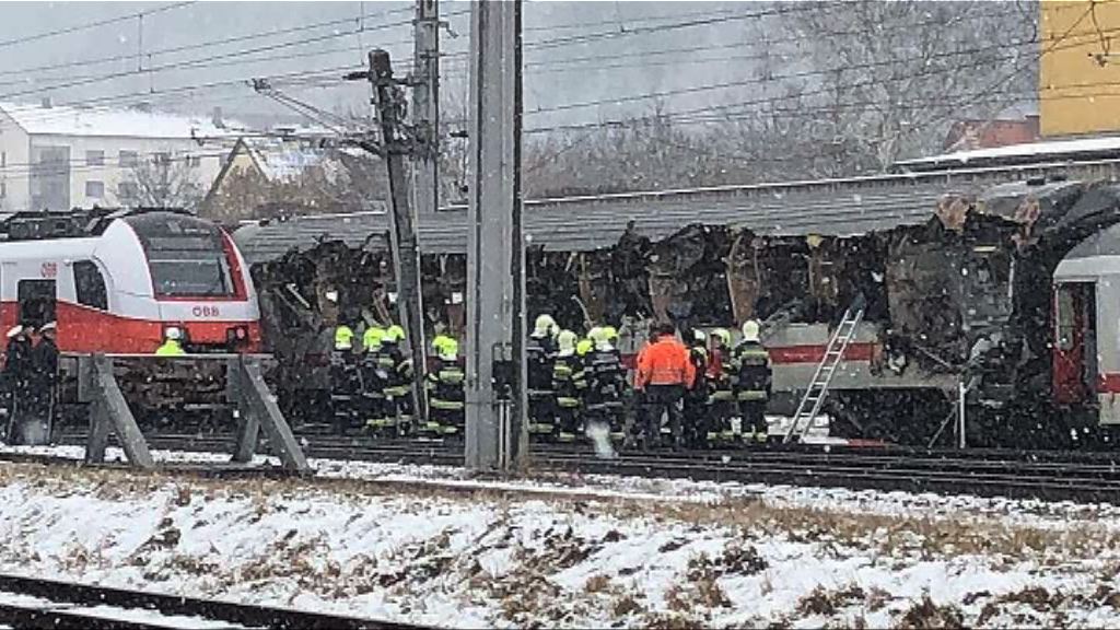 奧地利有火車相撞多人死傷