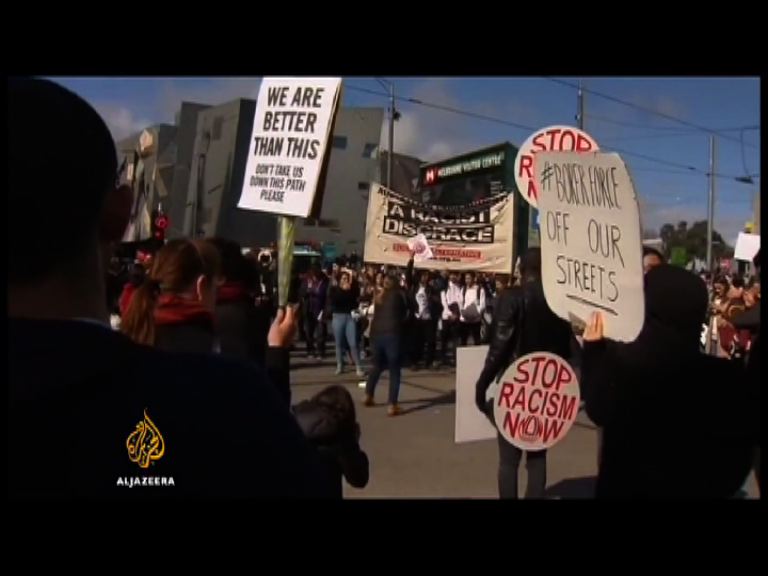 難敵眾怒澳洲取消街頭檢查簽證