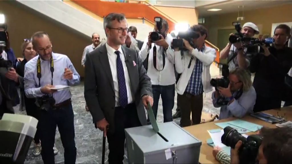 奧地利總統選舉霍費爾暫些微領先