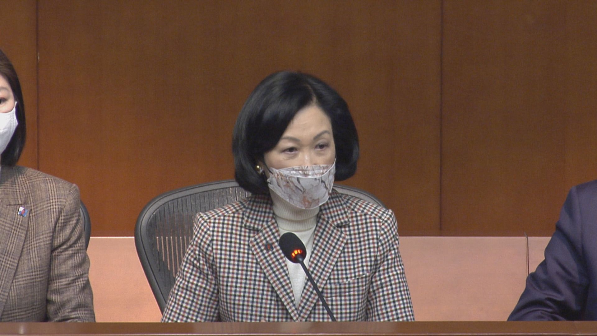 建制派普遍歡迎預算案　對收額外足球博彩稅意見不一