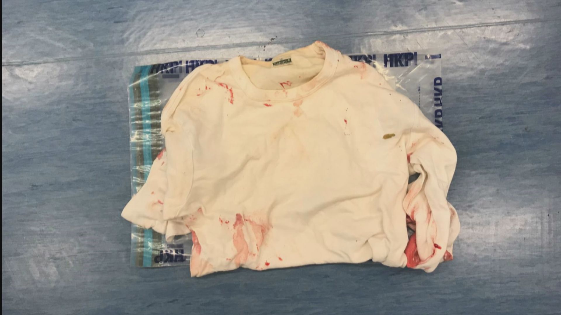 初生女嬰疑遭遺棄　被發現時連有臍帶