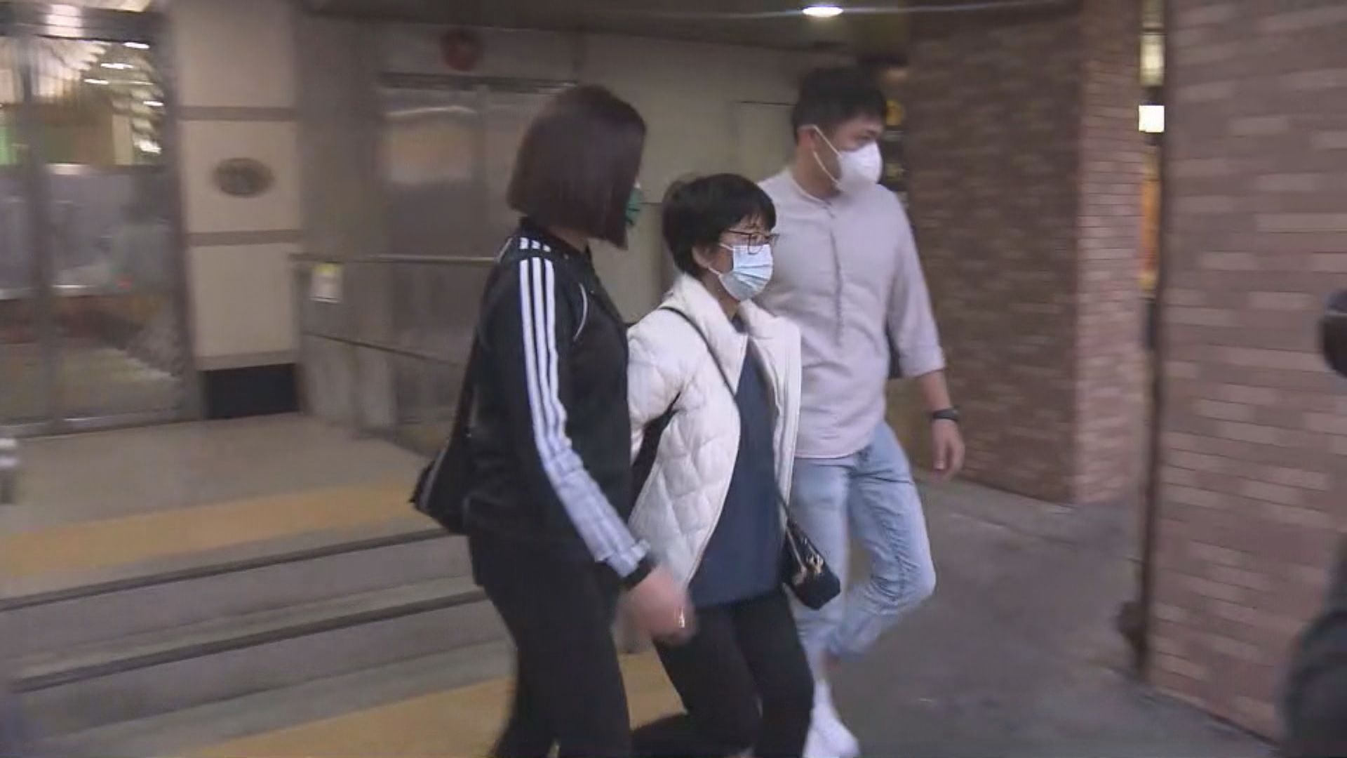 鄧燕娥涉勾結外國勢力　暫未被起訴　將獲保釋