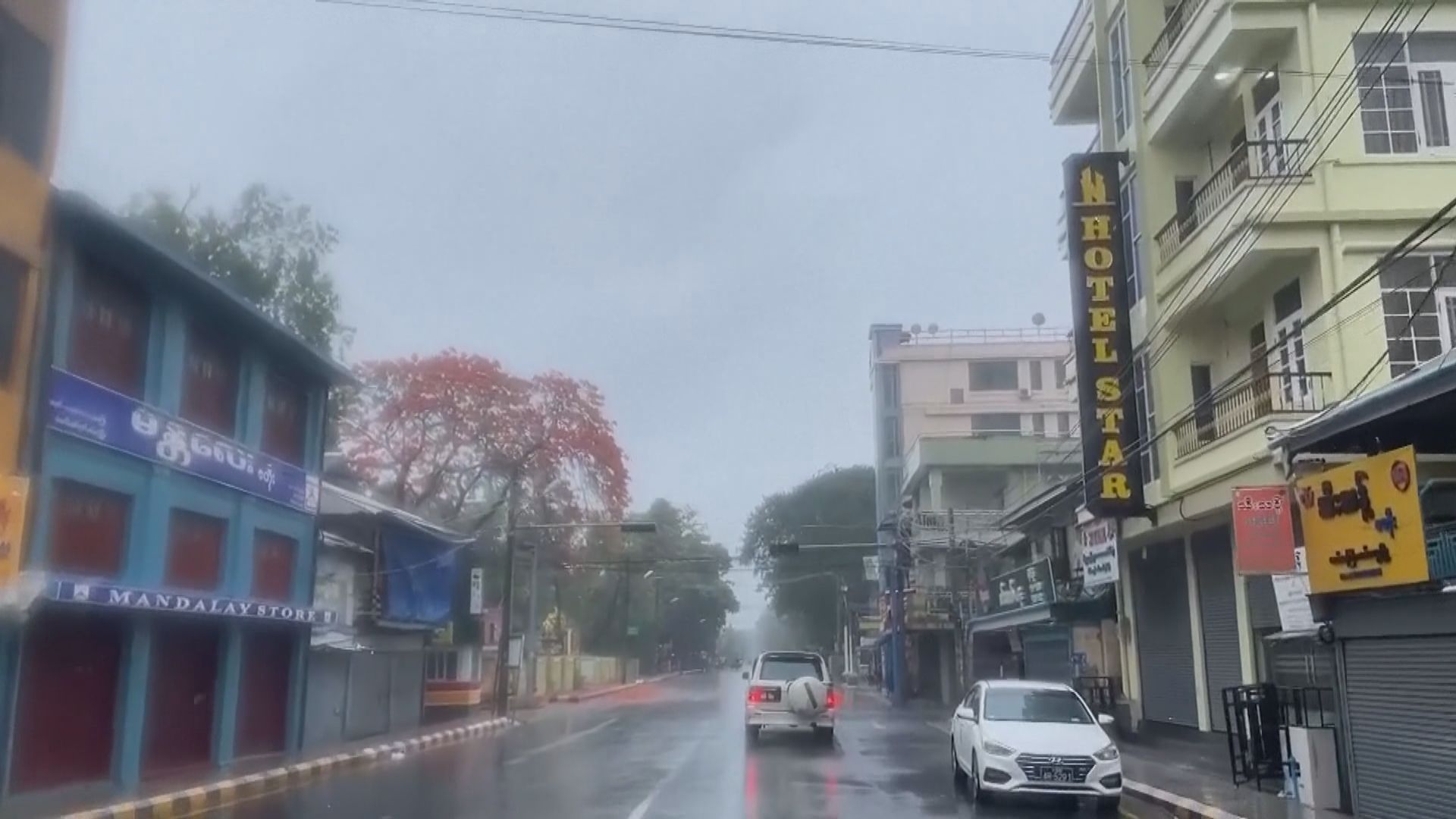 風暴「摩卡」登陸緬甸西部