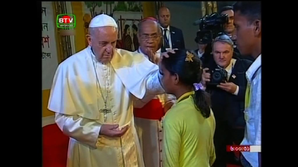 教宗方濟各與羅興亞難民見面