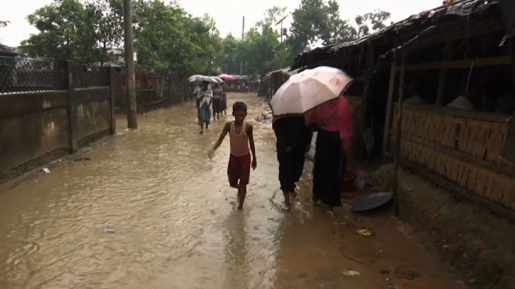 下雨令羅興亞難民棲身環境更惡劣