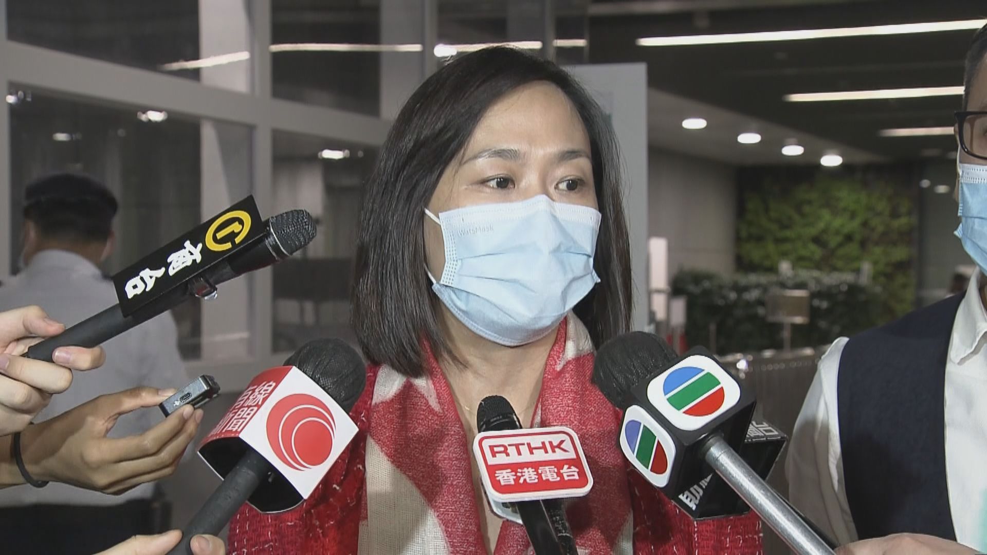 酒吧卡拉OK業界就復業安排晤徐德義　指無實質進展