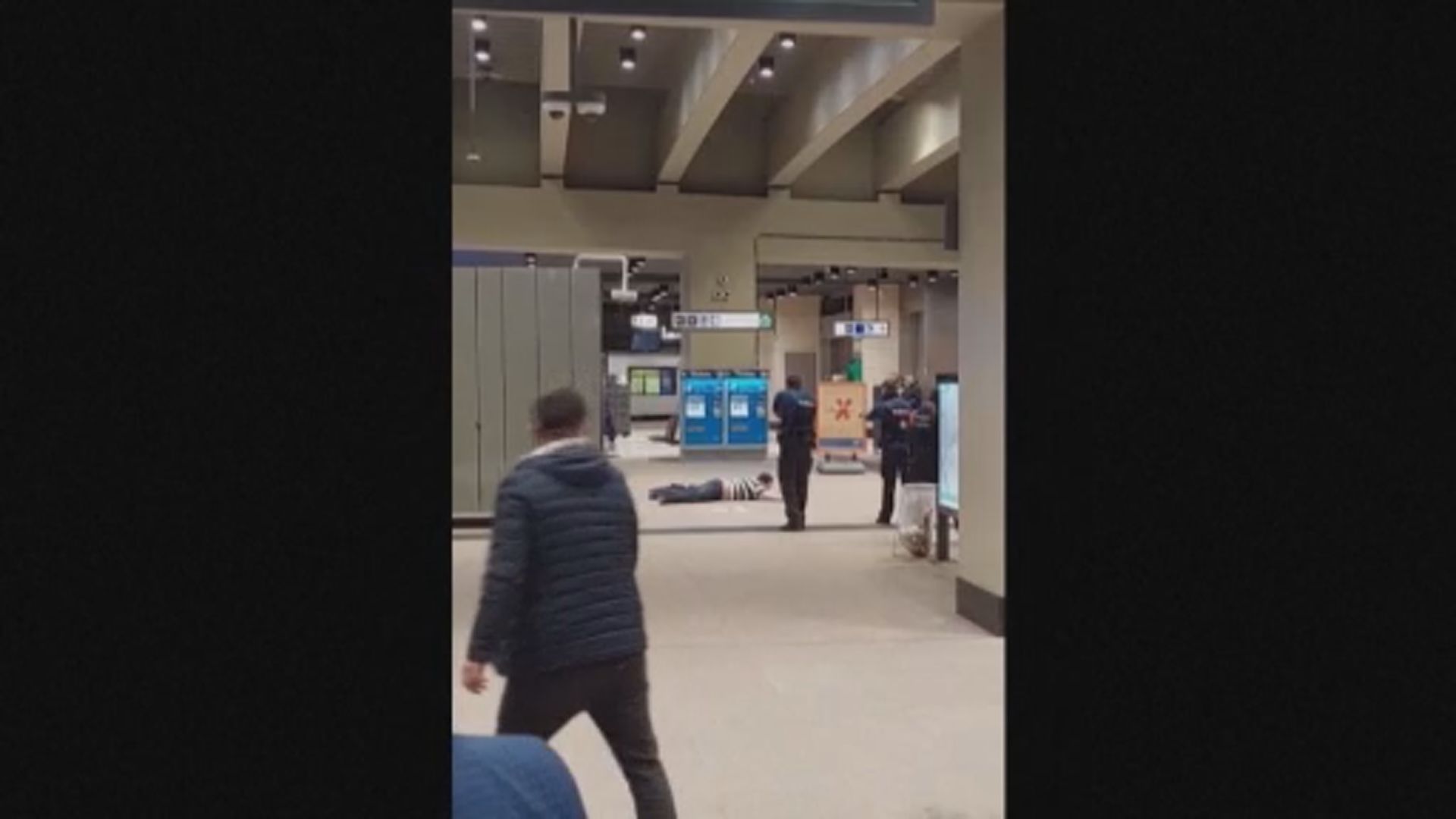 比利時布魯塞爾男子刺傷三人後被捕