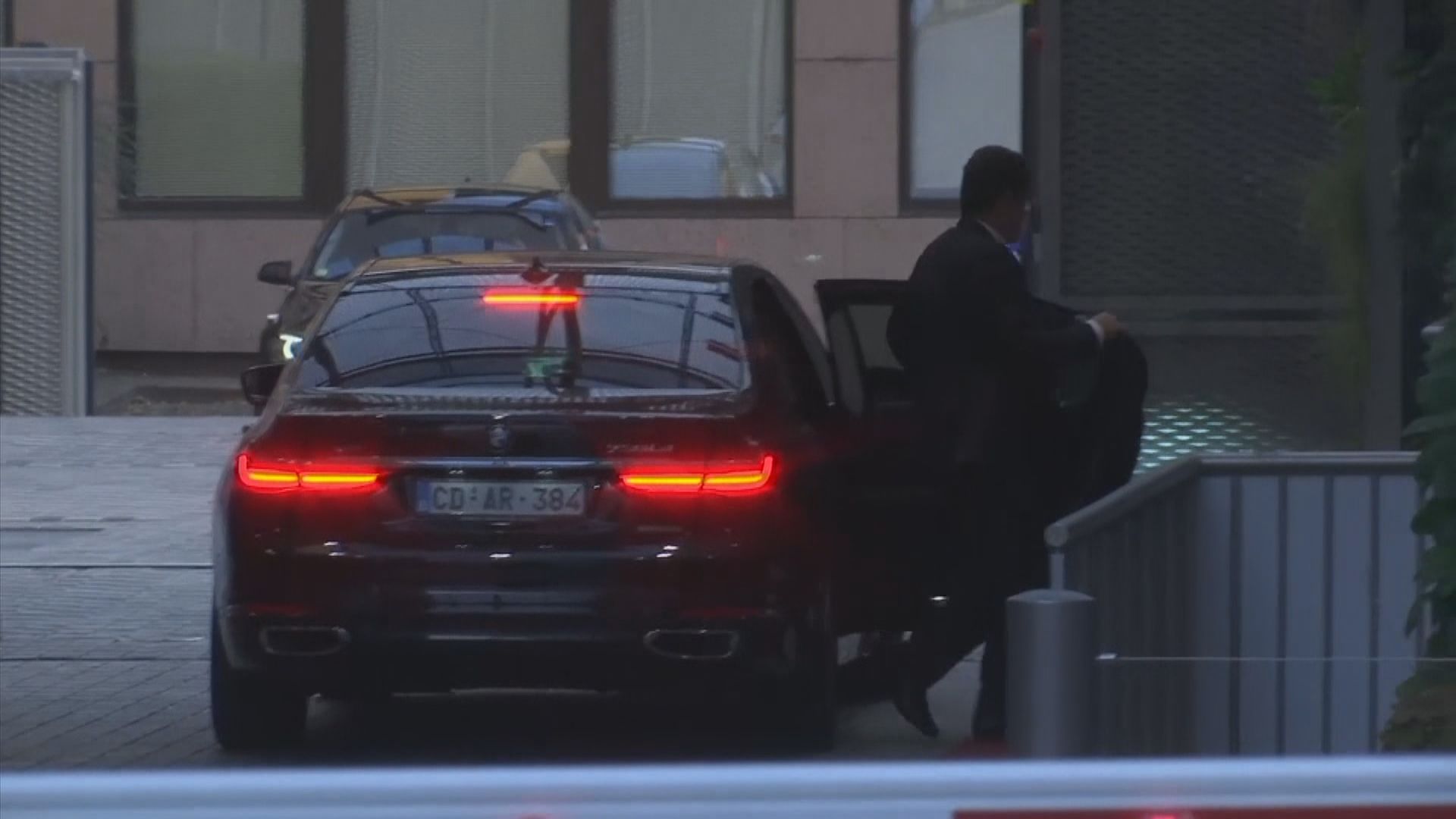 藍韜文突晤巴尼耶但談判仍未有突破