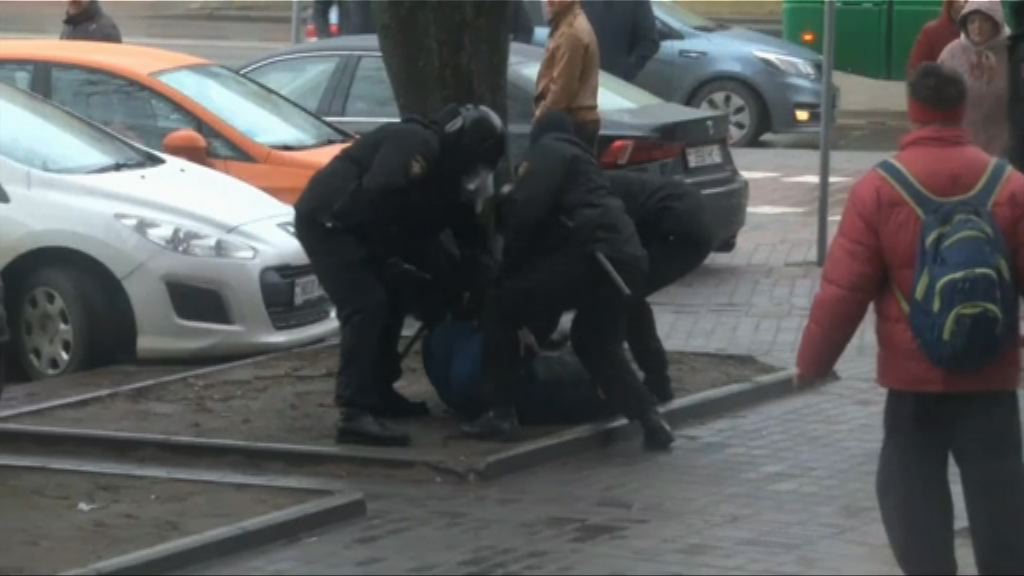 白俄羅斯有反政府示威　數百人被捕