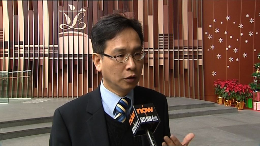 葉建源：獎學金應先資助本地學生