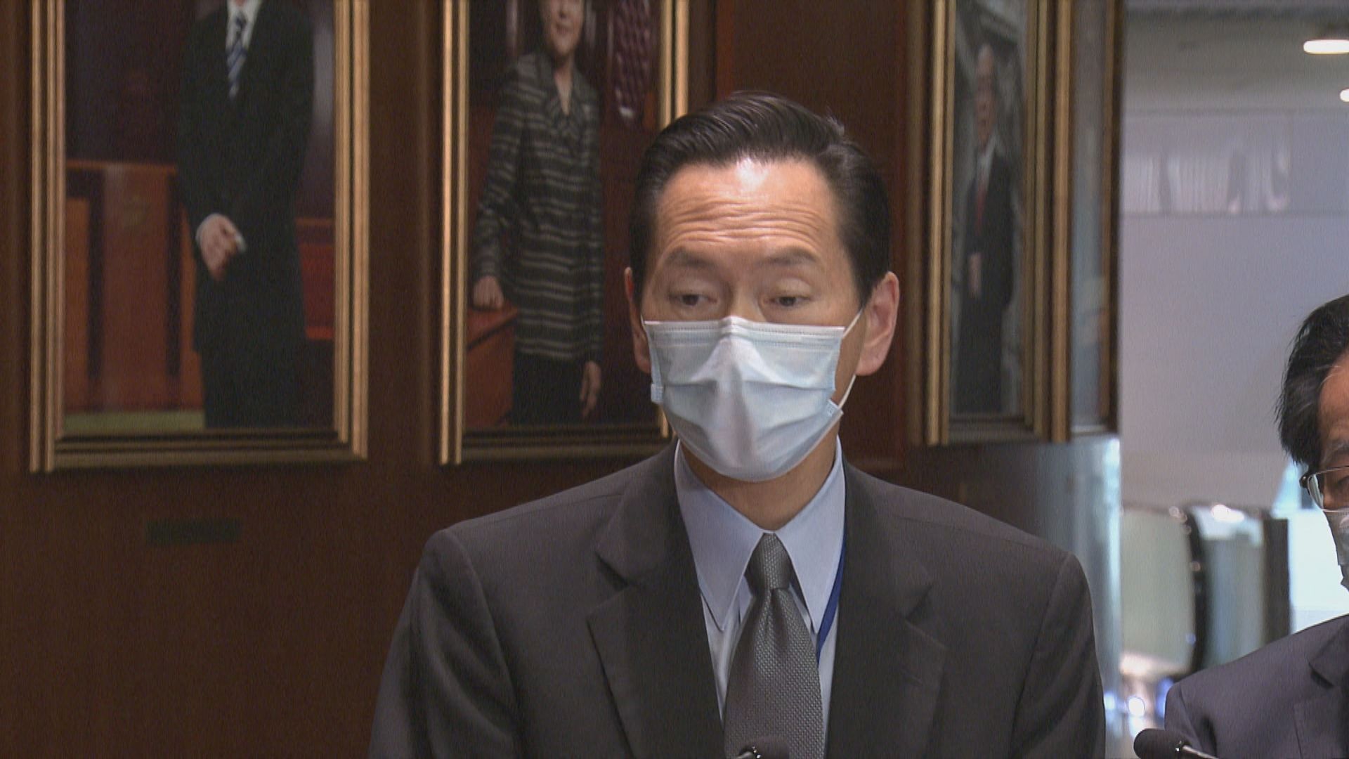 被問林鄭是否為連任鋪路　陳智思︰特首提議題討論