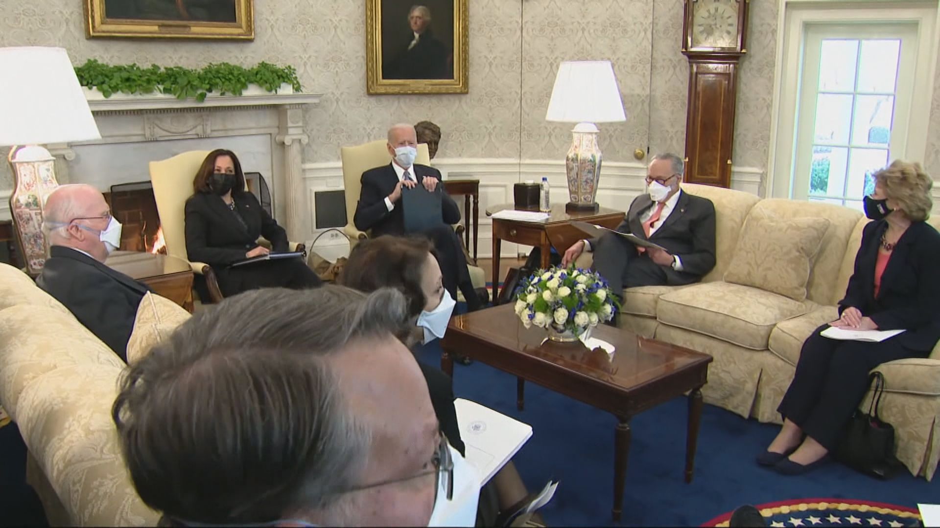 拜登堅持全民派錢1400美元　免違競選承諾