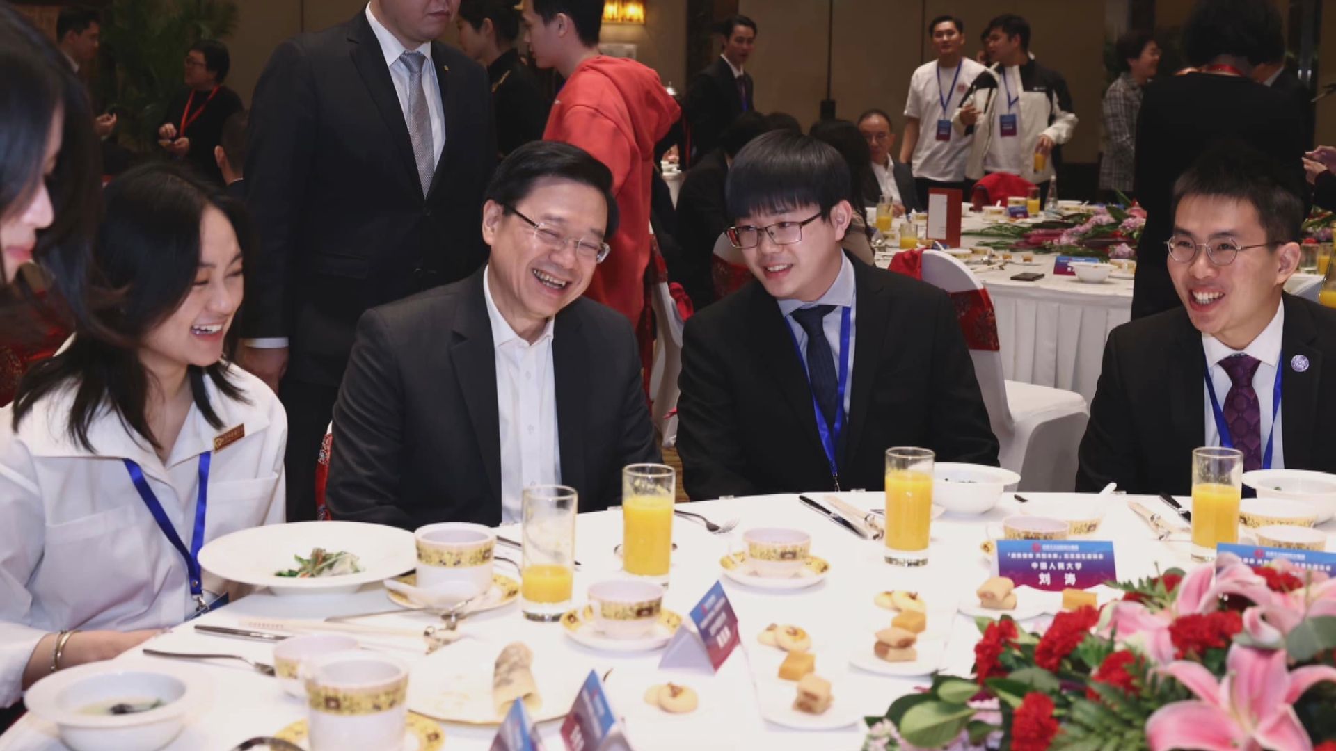 李家超：提早檢視高才通計劃　考慮加入更多優秀學校名單