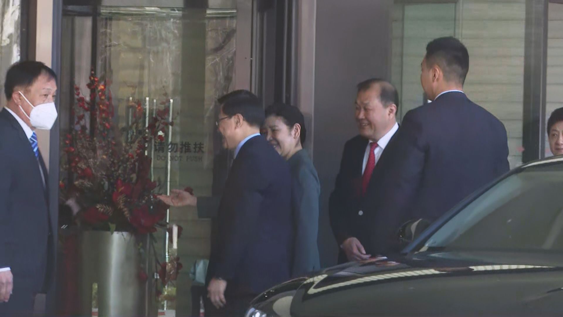 李家超在京晤司法部部長　稍後將返港