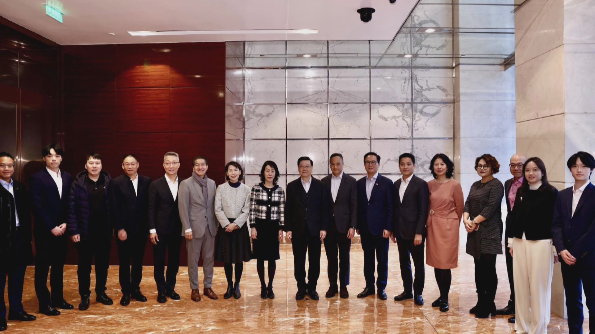 李家超與北京港商會面　料周五向國家領導人述職