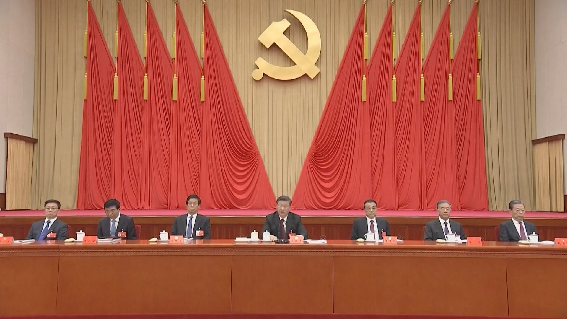 中共中央：確立習近平黨中央核心地位是民心所向