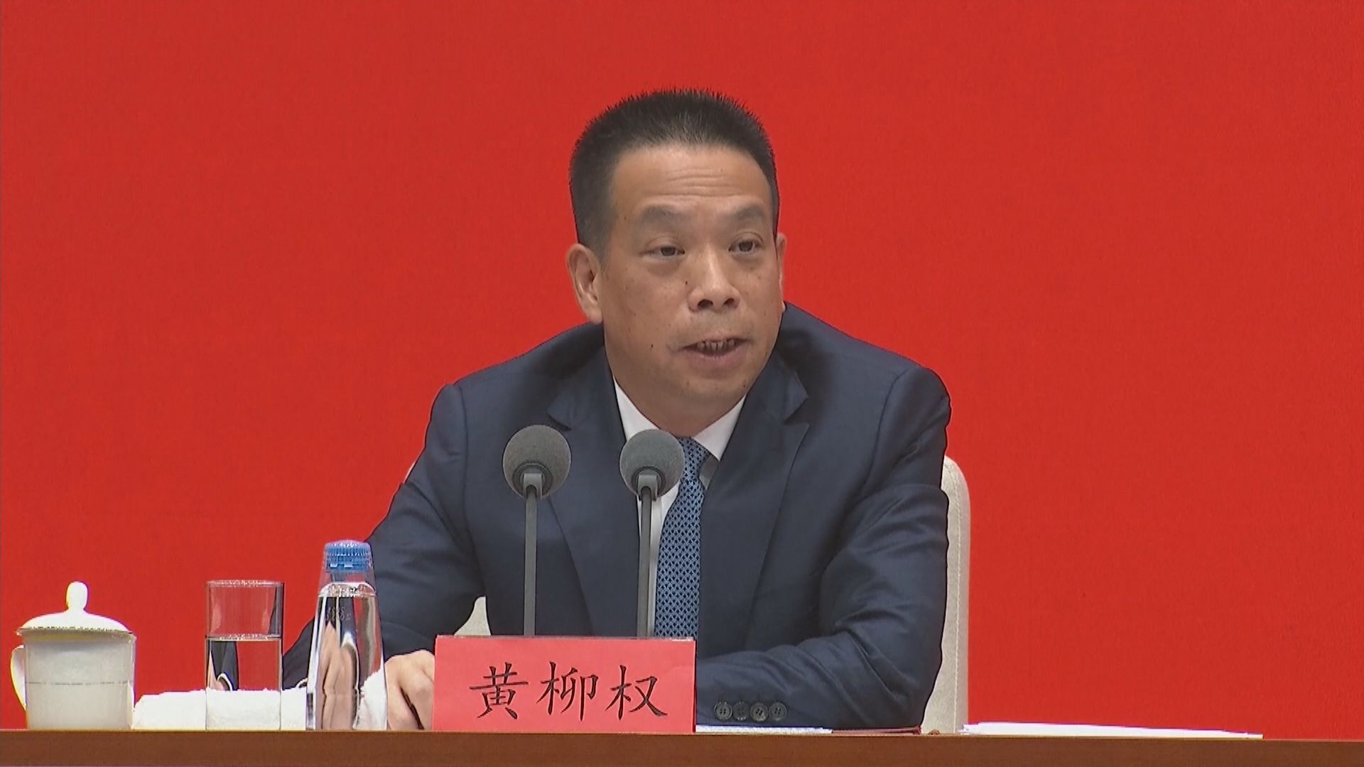 黃柳權：香港調整防控措施無可厚非　毋須過度解讀