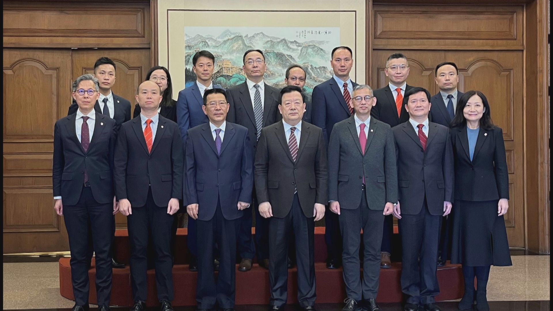 廉政公署訪京　胡英明與夏寶龍會面